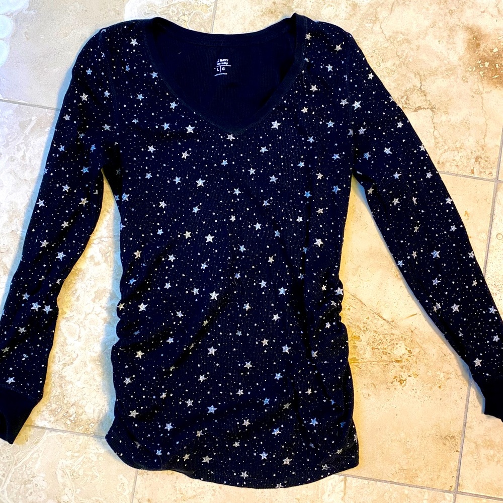 Old Navy maternity shirt
